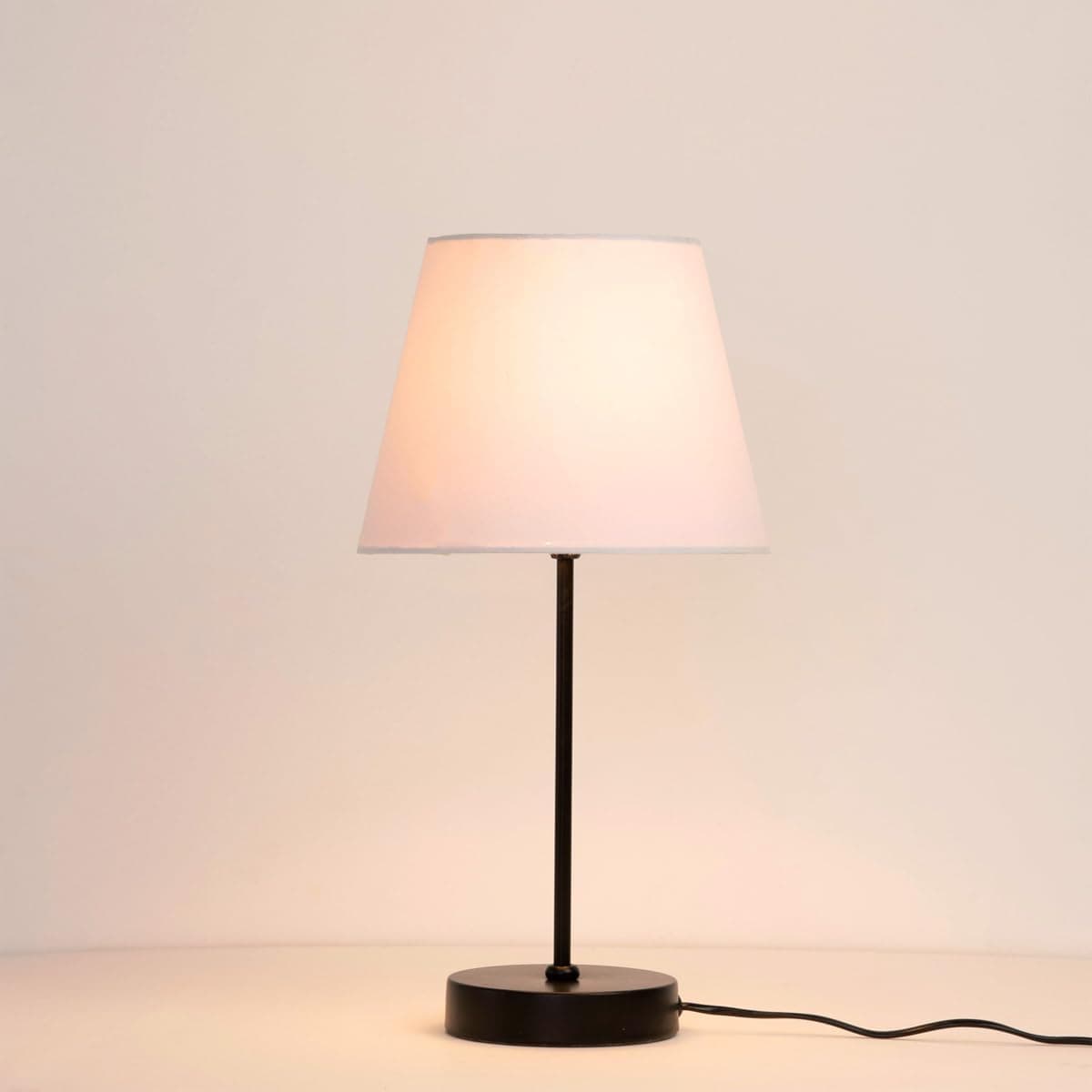 Modern White Metal Wall Sconce Light Fixture - Mishkah Lighting