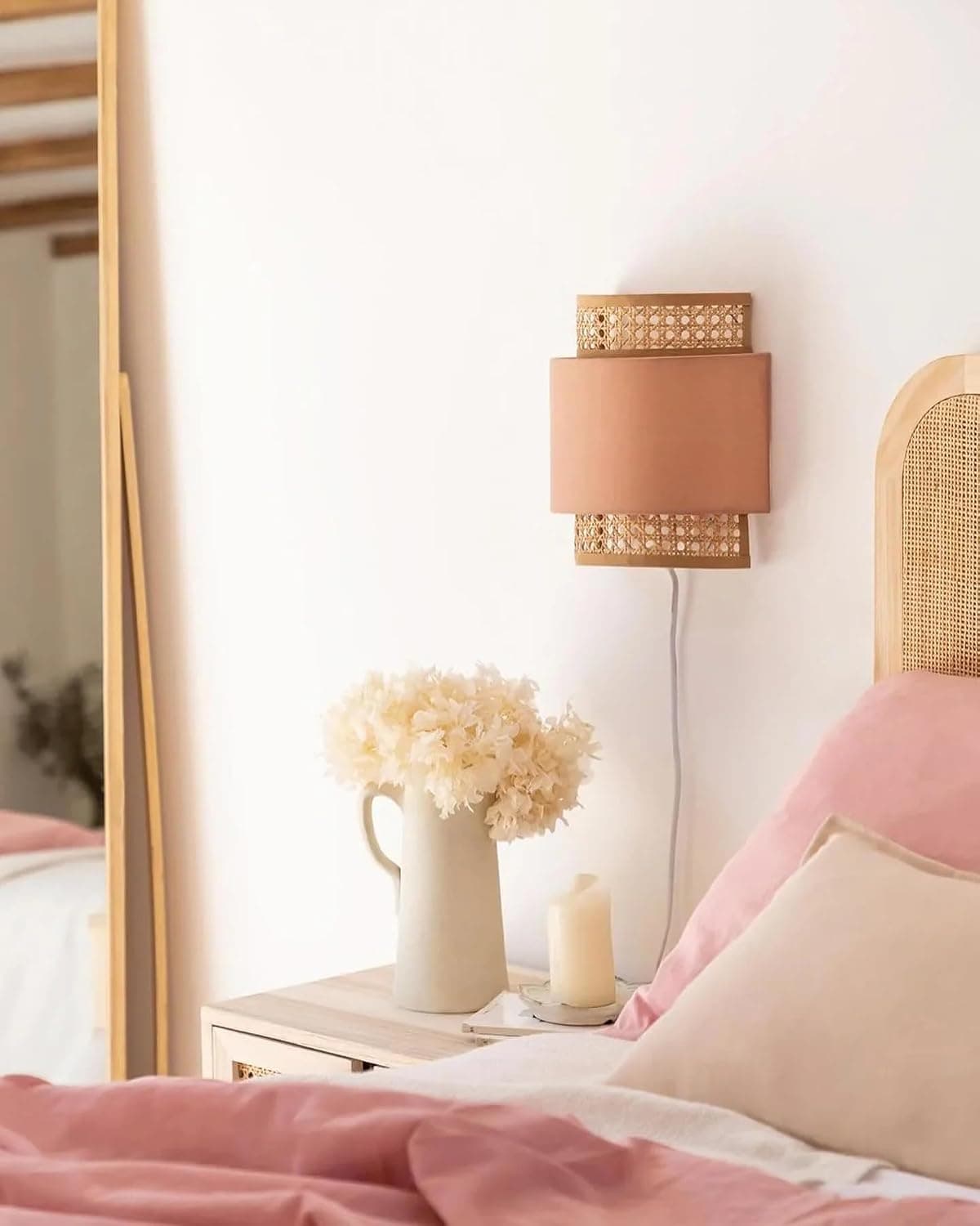 Mishkah Lighting Wall Lamp__ Beige x Pink__