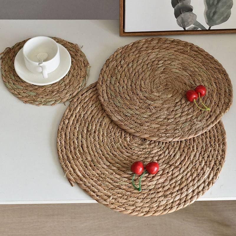 Handmade Wicker Placemat Set, Heat-Resistant Round Bamboo Mats - 36cm Diameter